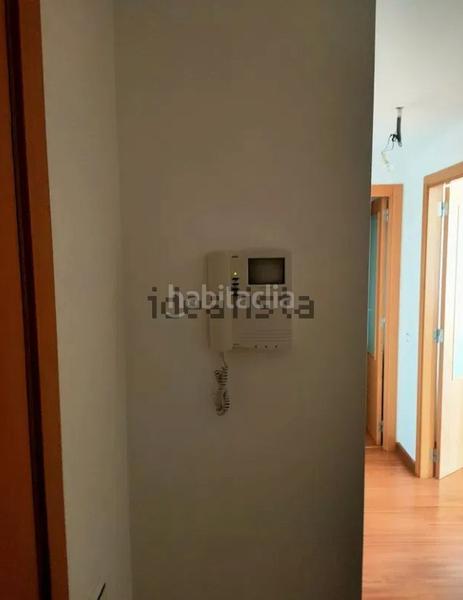 Foto 02975472-6527-4826-950a-026b68693ea6. Lloguer àtic amb aparcament a Benifaió