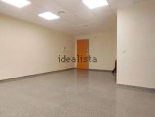 Büro in Carrer de montreal 76 1. Espacio multifuncional de 40 m² en ubicación premium | gran pote