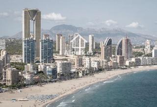 Finca rústica  Castellana. Parcela para hotel en benidorm