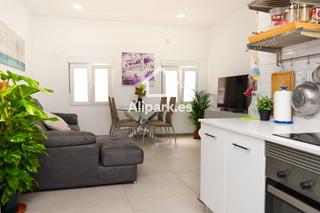Appartamento  Profesaores hermanos muñoz. Bajo reformado con patio en alipark