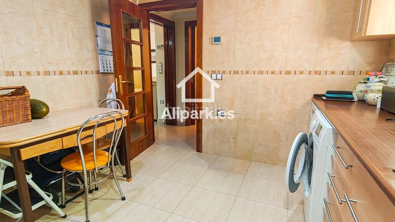 Foto 2547d07a-9331-414b-b470-c55f1239660e. Piso vistas al mar en 1 línea de muchavista en Playa Muchavista Campello (el)