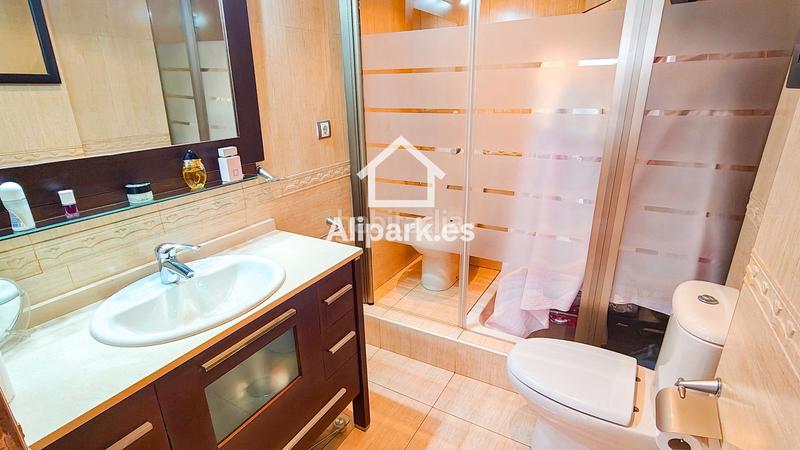 Foto 5c2cbab6-4c88-4fa9-9902-4c71fabd8a4a. Piso vistas al mar en 1 línea de muchavista en Playa Muchavista Campello (el)