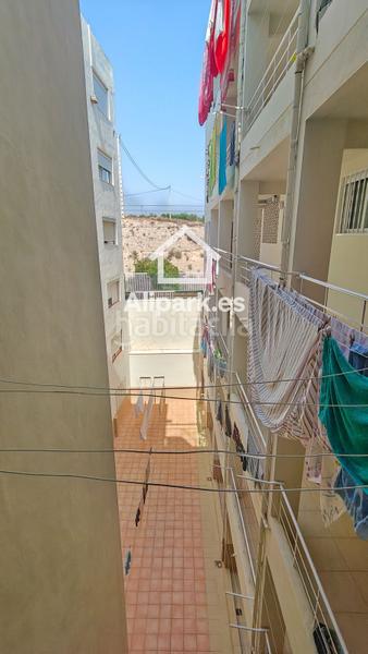 Foto 66c2d357-2903-4e8b-92f6-d8cf6b4703f6. Piso vistas al mar en 1 línea de muchavista en Playa Muchavista Campello (el)