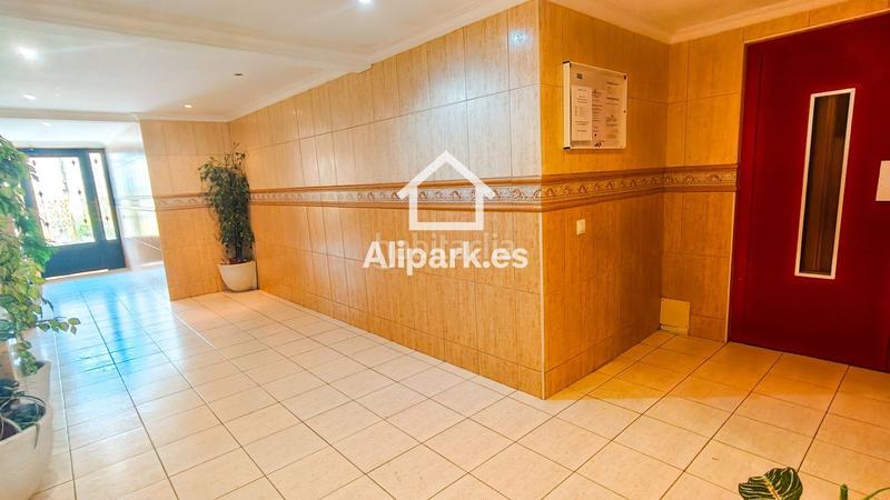 Foto fbe19868-4e4d-4146-941f-7e1bb4ffd958. Piso vistas al mar en 1 línea de muchavista en Playa Muchavista Campello (el)