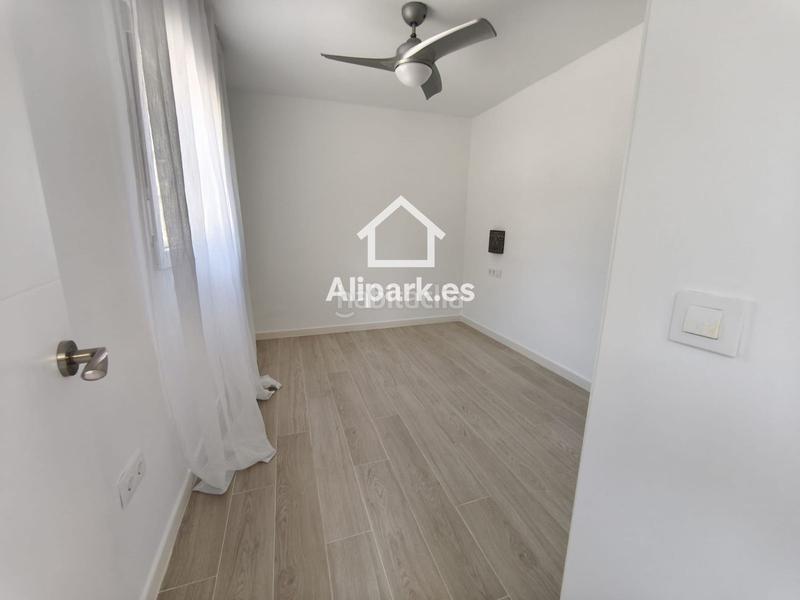 Foto 6b1e36ad-dd55-4d5a-89cd-431b44a7b1f7. Chalet  reformado con dos viviendas en Tibi