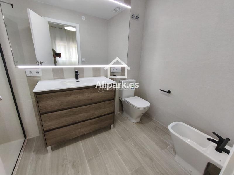 Foto 6b327cec-c407-4ffa-8150-bffc793d2913. Chalet  reformado con dos viviendas en Tibi