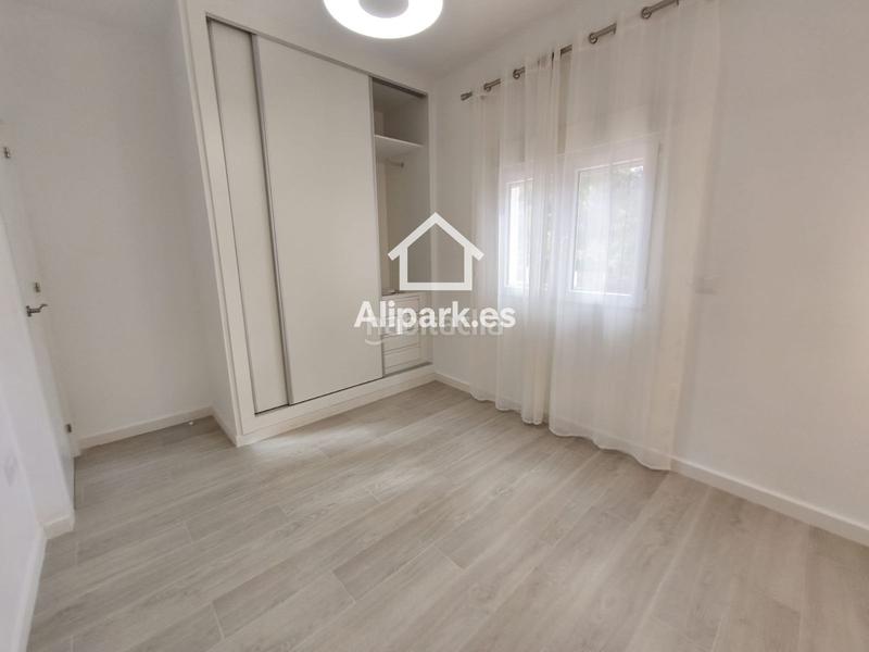 Foto de29be9a-d90d-4fe8-bcbd-dd606741ad7e. Chalet  reformado con dos viviendas en Tibi