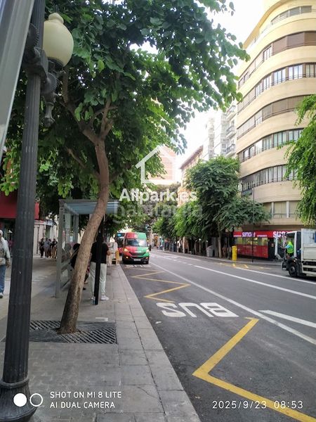 Foto f7bb9c96-f15e-4ebb-8546-dbe7abba25a1. Pis a Barrio del Centro Alicante