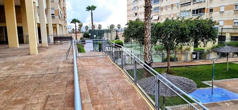 Foto 68396db6-6f16-445d-97f7-020f96adc427. Appartamento con riscaldamento parcheggio piscina in Alicante