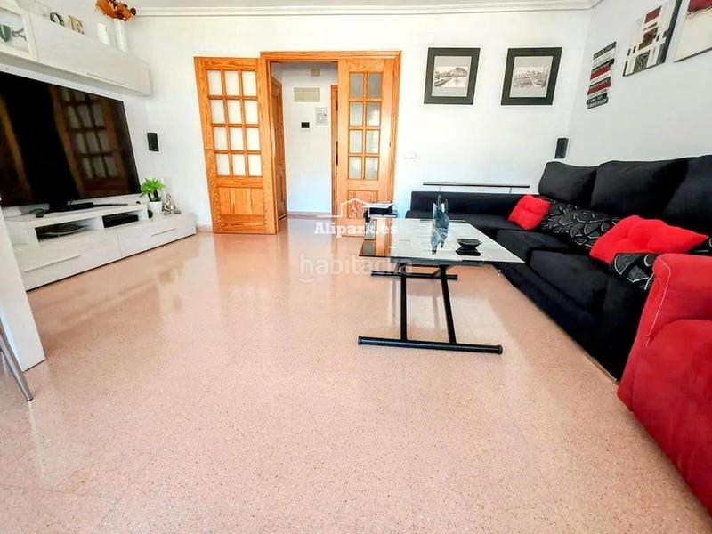 Foto b0d3f32e-2e6c-4313-8aae-642ce20f45fd. Appartamento con riscaldamento parcheggio piscina in Alicante