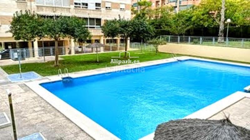 Foto e02f1edc-045b-4e32-9620-dfdce8ef7dc6. Appartamento con riscaldamento parcheggio piscina in Alicante