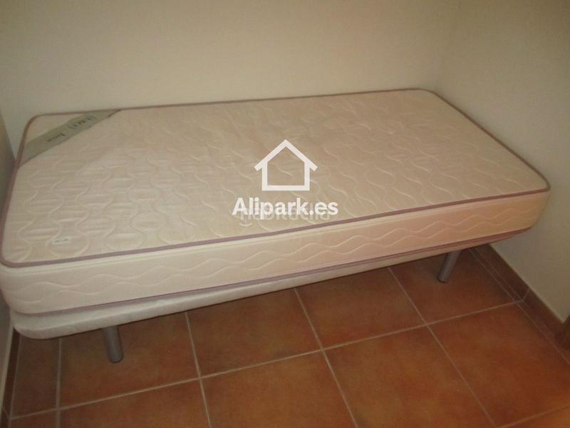 Foto 0d340de3-ee48-475c-9394-043e2856c340. Edifici a Barrio del Centro Alicante