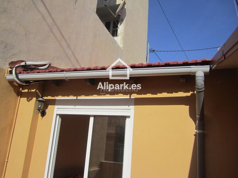 Foto 21da8357-94fd-453a-bea1-c59a62a6cbc0. Edifici a Barrio del Centro Alicante