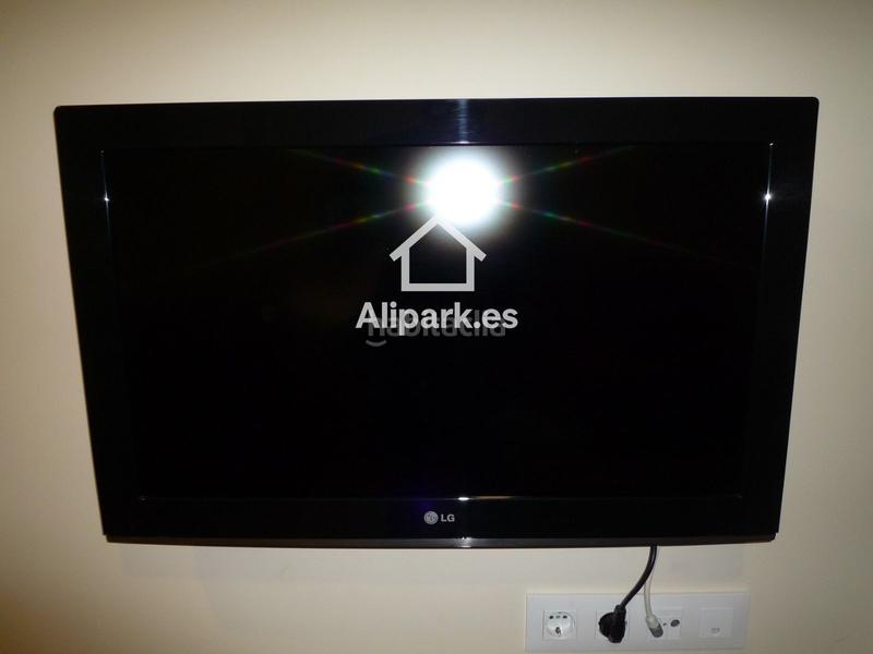 Foto f5bd4591-57d8-461d-b9a7-6e9303a3aee9. Edifici a Barrio del Centro Alicante