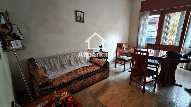 Foto e3fa46c9-7dff-4dbd-aca8-dcbaa9711520. Casa gran proyecto en el corazón en Catral