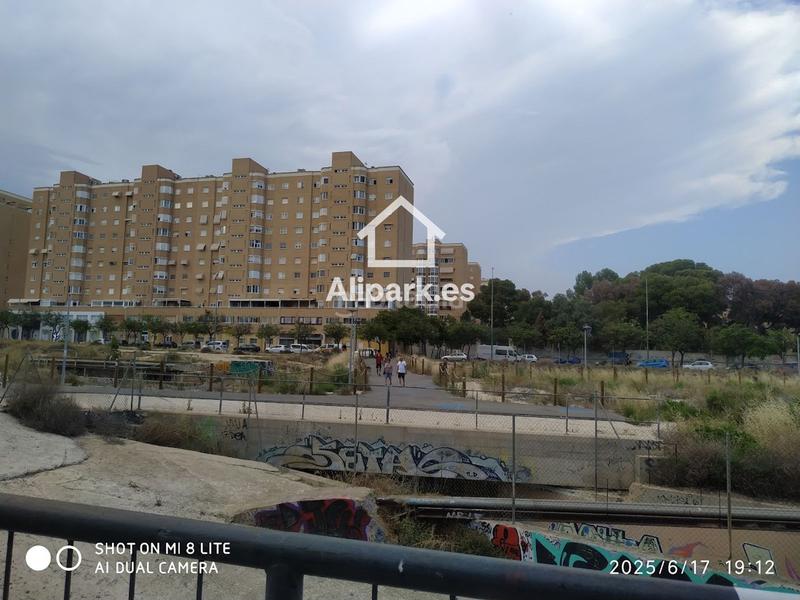 Foto 23616c34-cd4d-40d6-be7c-ee35538a6b54. Local commercial dans San Blas Alicante