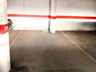 Parking voiture  Medico ricardo ferre. Garaje para coche y moto en san blas 18 m