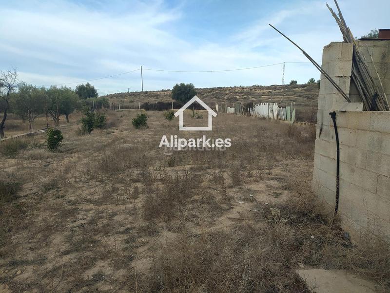 Foto 4cf0b6c3-016c-4f97-9835-91b6a81c98b1. Chalet con parcheggio piscina in Moralet Alicante