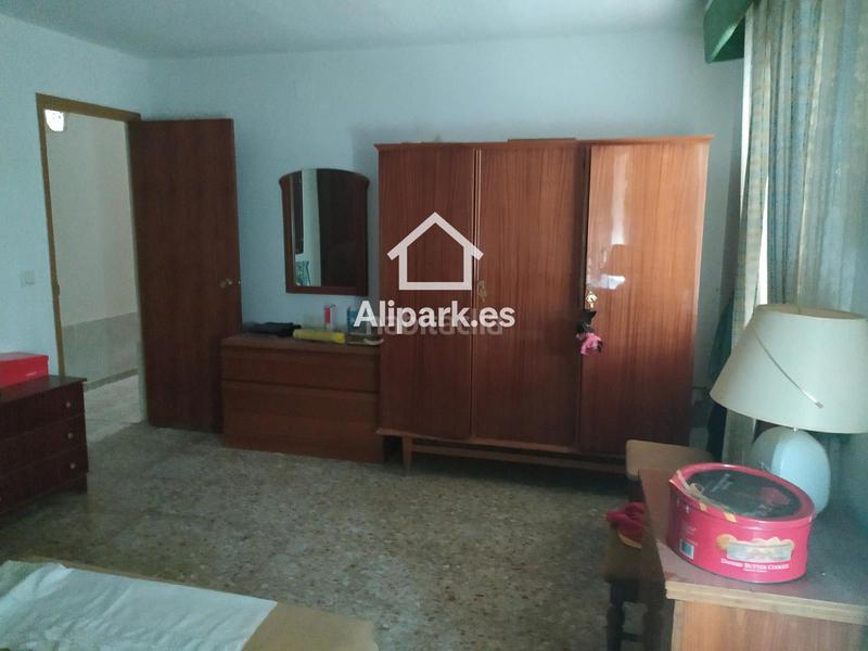 Foto 53136fae-dea6-4b60-8df9-c33250805d16. Chalet con parcheggio piscina in Moralet Alicante