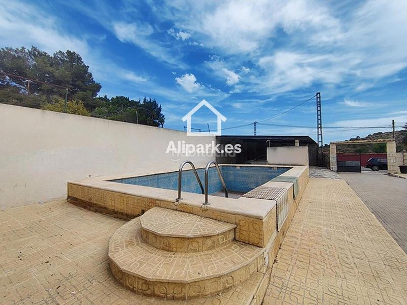 Foto e41d2a32-be51-44a5-ba2f-6c19b2af5b09. Chalet con parcheggio piscina in Moralet Alicante