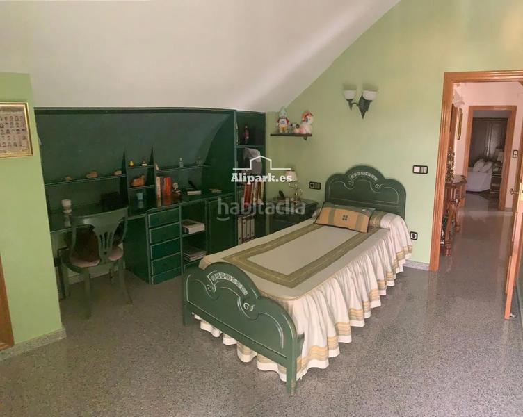 Foto 7a57e6c8-4a91-445e-9f23-5330c163046e. Chalet avec chauffage parking piscine dans Sol y Luz Sant Vicent del Raspeig