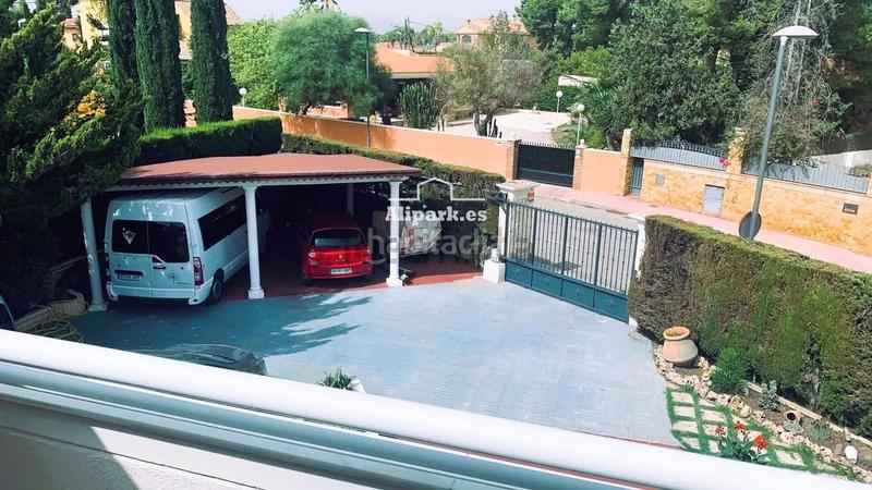 Foto bb30b41e-2ced-4c8d-b0d7-acc590b52de8. Chalet avec chauffage parking piscine dans Sol y Luz Sant Vicent del Raspeig