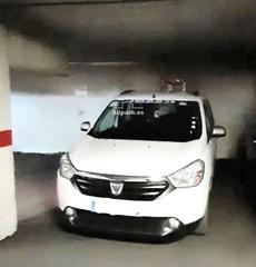 Aparcament cotxe  Rafael asin. Aparca sin maniobras en campoamor