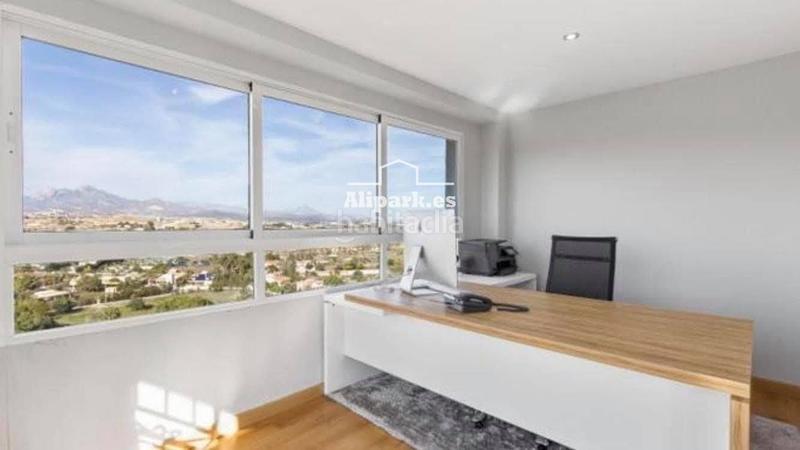 Foto 0d07a00f-f1d4-4ffc-a61d-d4a03e655d95. Casa adossada amb calefacció aparcament piscina a Mutxamel