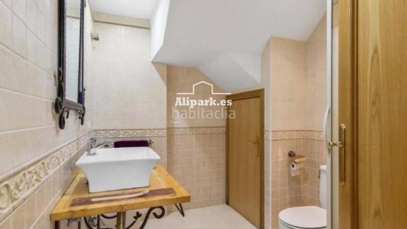 Foto 4ecdbbfd-a9d0-4238-82e7-ab9cff5d1a7e. Casa adossada amb calefacció aparcament piscina a Mutxamel