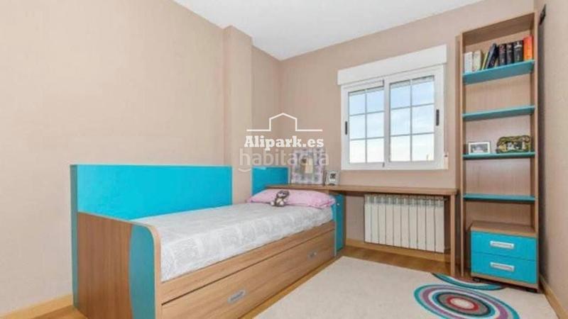 Foto cd8322d2-5aff-4fbc-b0ae-7cefaba4f2b1. Casa adossada amb calefacció aparcament piscina a Mutxamel