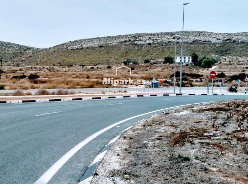 Foto a33c8049-ad56-4315-9414-825e3b658729. Finca rústica a El Bacarot Alicante