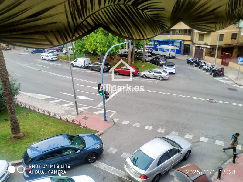 Foto 93d05788-9bed-4b8b-ac7b-eb31adbf11e2. Piso amplio piso con ascensor y balcón en altozano en Alicante