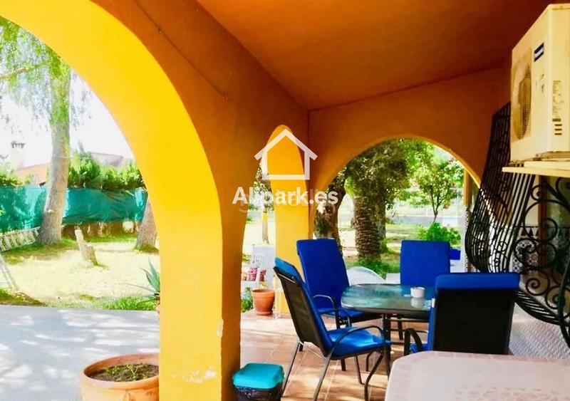 Foto 22560479-2d40-4bfe-ab0a-df81d8b72426. Chalet mit parking pool in Villafranqueza Alicante