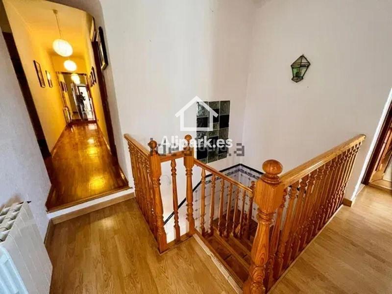 Foto b7d08baa-d767-40a2-b3db-3ce9732effec. Chalet mit parking pool in Villafranqueza Alicante