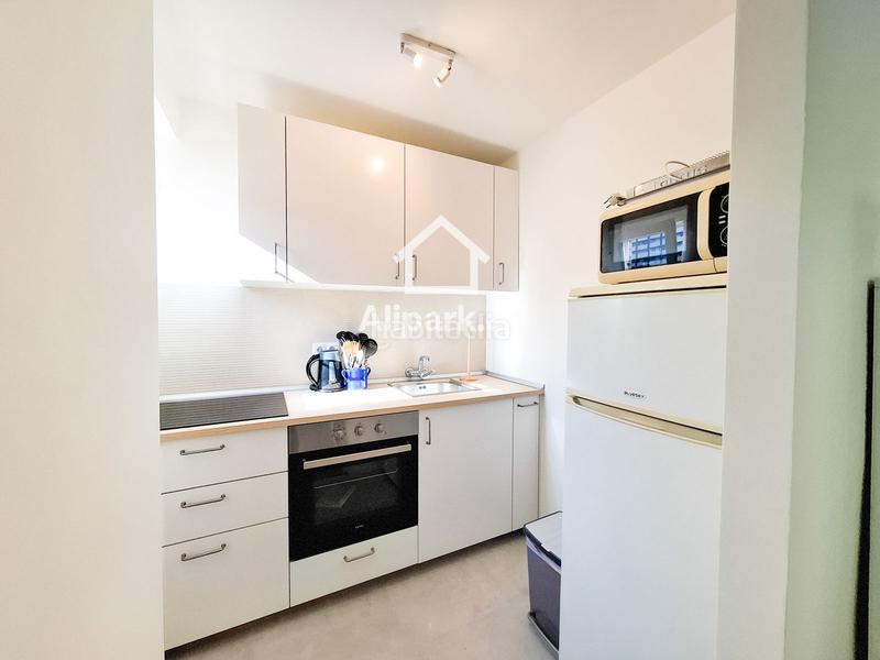 Foto 1d61ebb4-9555-4b91-a593-61bd9ed2326c. Pis amb piscina a PAU 5 Alicante