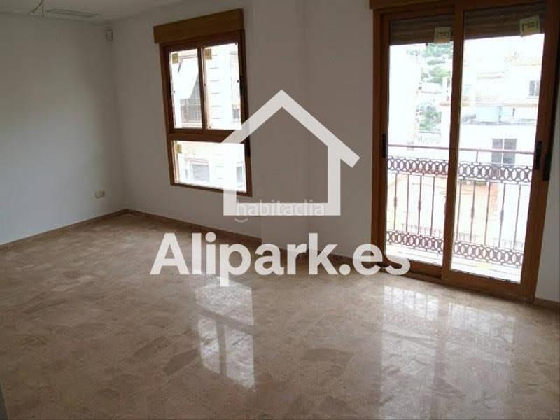 Foto 31c3304d-3222-4b7d-900d-bafa69060e43. Appartement avec chauffage parking dans San Antón Alicante