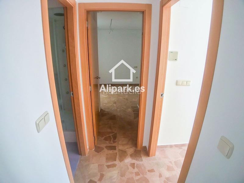 Foto 469e996e-399a-45f5-8ed0-bf20e8d6ee21. Appartement avec chauffage parking dans San Antón Alicante