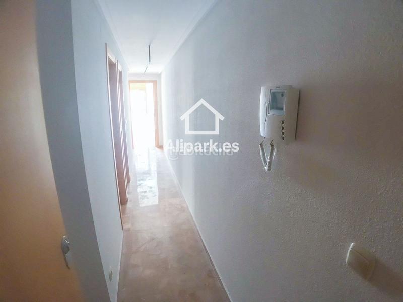 Foto 53c5f14d-ec44-4c62-a113-0233bb785682. Appartement avec chauffage parking dans San Antón Alicante