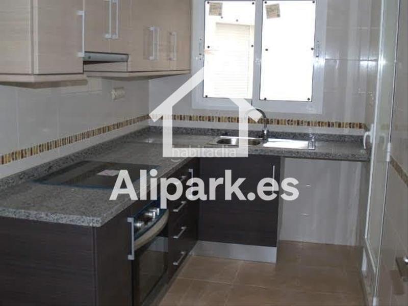 Foto 898311cf-1e9b-4e8a-bff0-705fa003f5da. Appartement avec chauffage parking dans San Antón Alicante