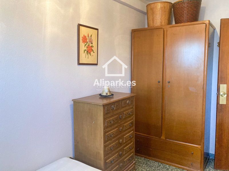 Foto e80bdf38-8a17-4319-a132-afd6b45a6fdc. Pis amb aparcament a Albufereta Alicante