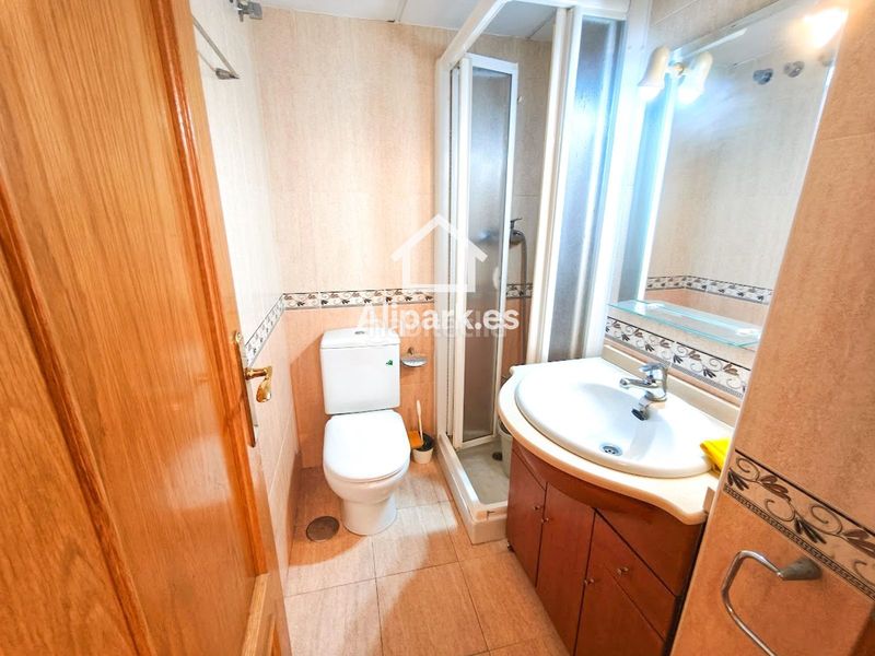 Foto 3b42f547-98ff-4d7d-8110-a4ee0e0703a2. Pis a Carolinas Altas Alicante