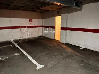 Parking voiture  Angelina bendito. Garaje accesible y trastero en benalúa