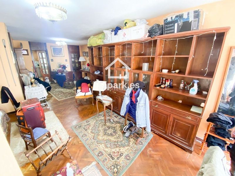 Foto 0af029fe-d8b7-4543-b13d-34bf0fbff137. Pis a Mercado Alicante