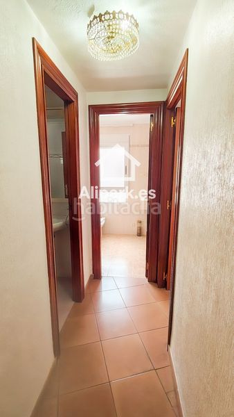 Foto 669a92be-1727-46c5-a13e-8a45c8c6c85a. Pis a Barrio del Centro Alicante