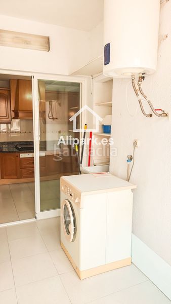 Foto 8112b117-b82b-45a3-9c34-84448e3a2833. Pis a Barrio del Centro Alicante