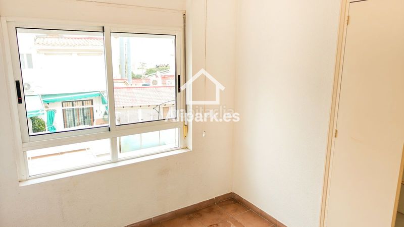 Foto dd496c46-3bf6-4a4d-a999-33990210a2ba. Pis a Barrio del Centro Alicante