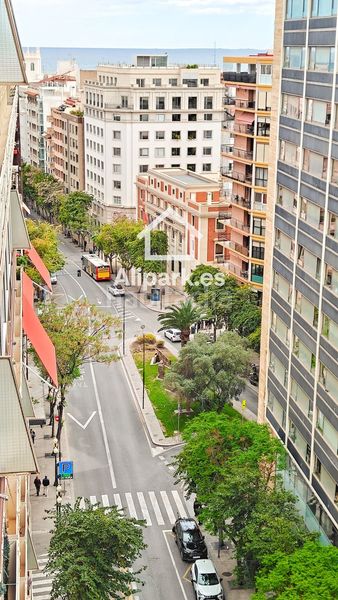 Foto e1370c93-70ad-4518-83f5-aaec281f0b91. Pis a Barrio del Centro Alicante