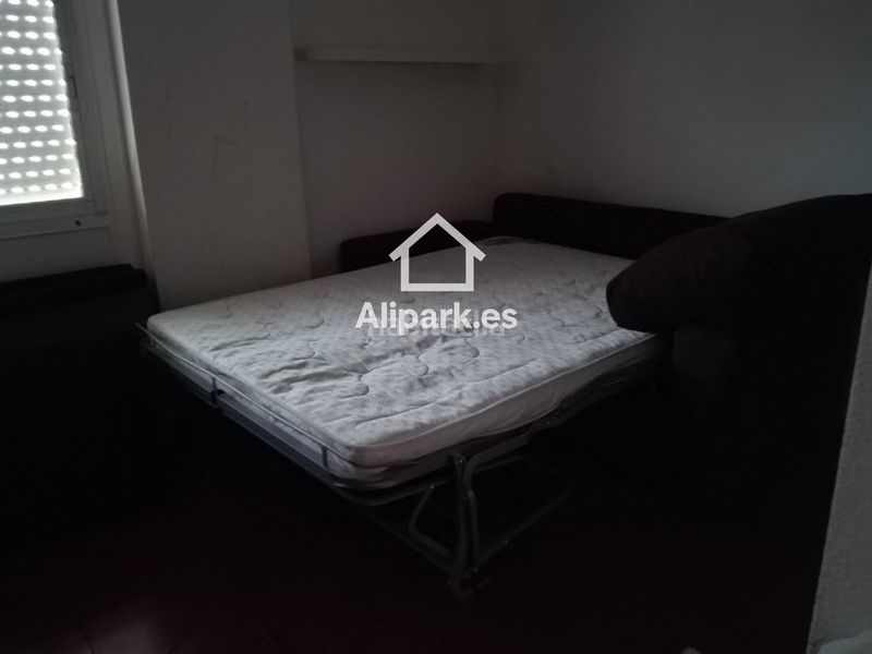 Foto 3b0b76fb-915a-45ea-907e-9fbace814ef2. Pis amb piscina a Alipark Alicante