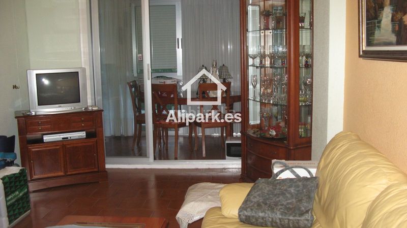 Foto 3b0d0192-f7ce-4d23-a05e-c55e1d6763b2. Pis amb piscina a Alipark Alicante