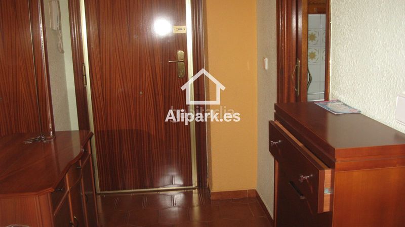 Foto 4226afb4-b976-4f7f-837b-f24633a78f16. Pis amb piscina a Alipark Alicante